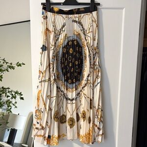 Zara A-Line Skirt with Chain Print